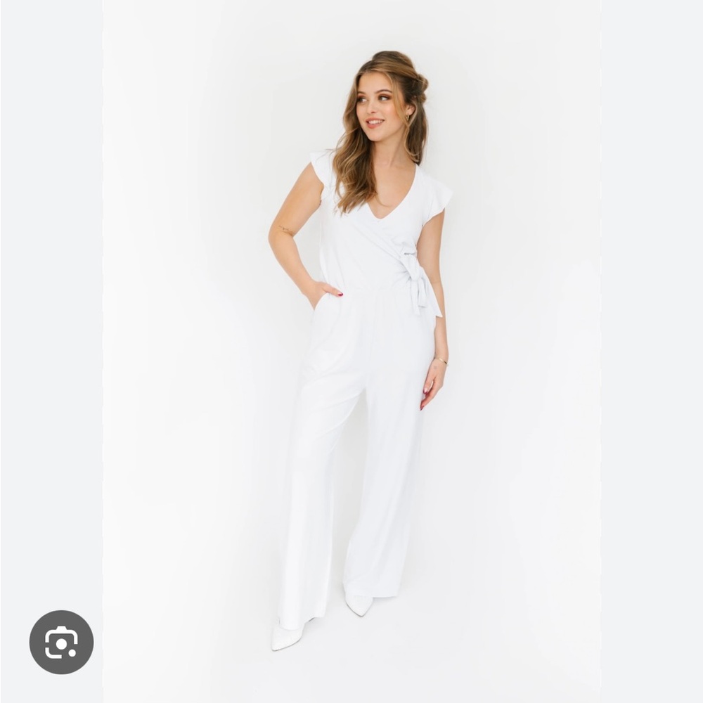 Smash + Tess The Knot romper. New With Tags. Size 3XS.